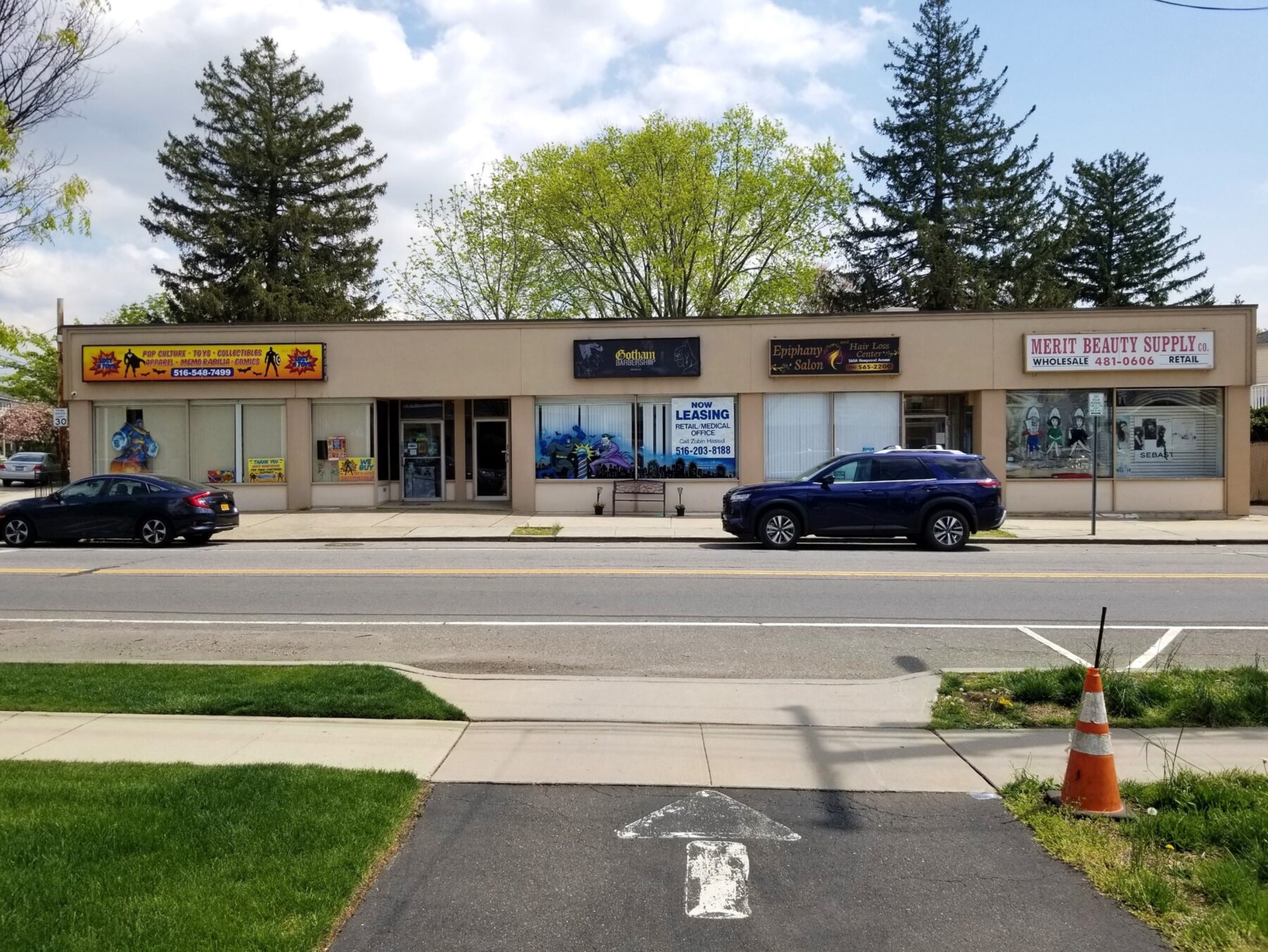 Private: 558-560 Hempstead Ave, West Hempstead